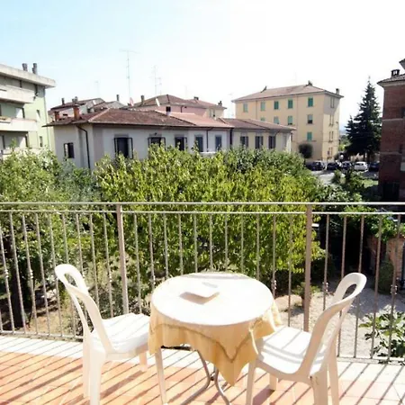 Giuseppe Nocleg ze śniadaniem 3*